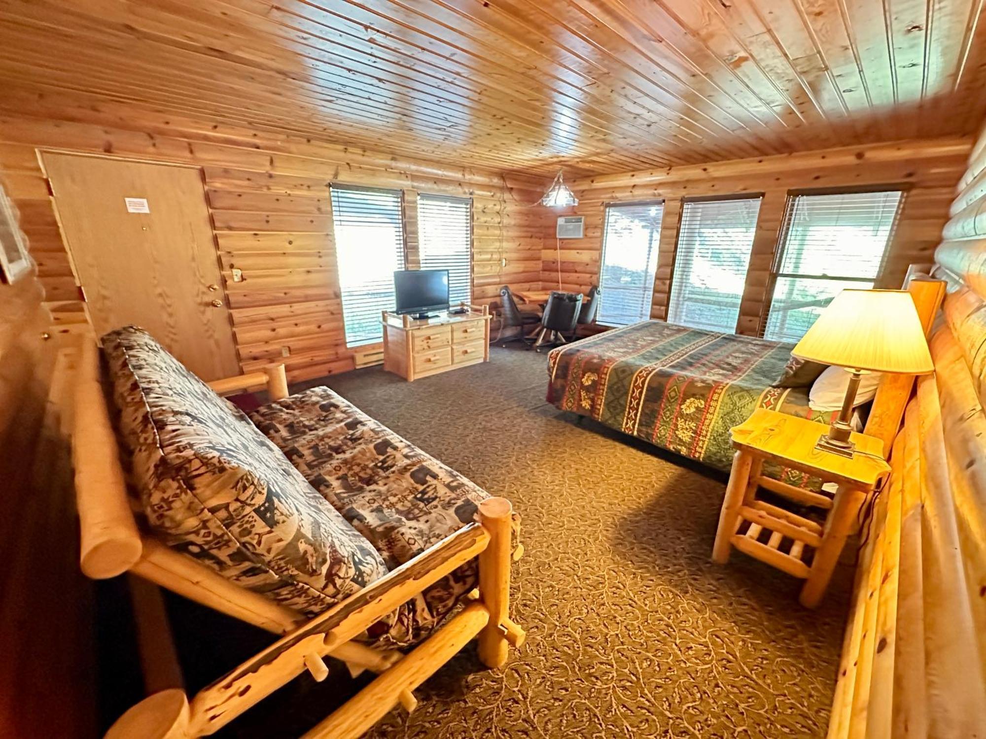 The Lodge At Lolo Hot Springs Экстерьер фото